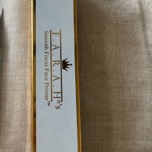 🔴NWT farahs primer